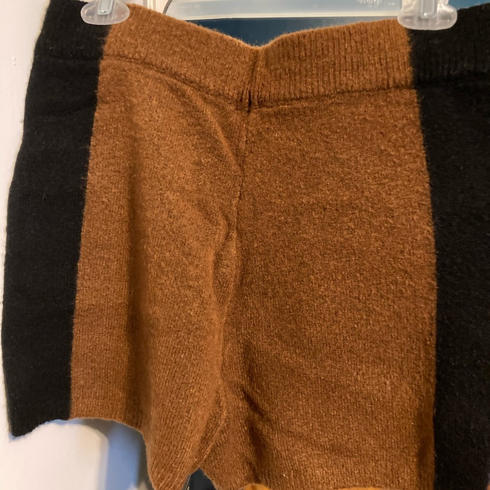ASOS Sweater & Shorts Set - Picture 5 of 6